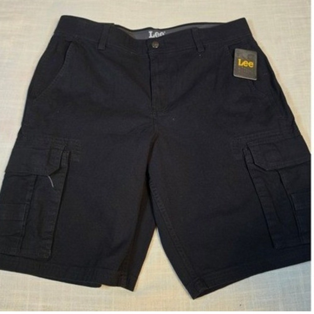 Lee Mens Relaxed Fit Cargo Shorts Black Flex Waistband Size 36 NWT
